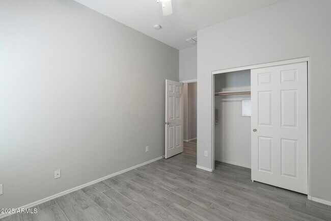 Building Photo - 33309 N 24th Dr