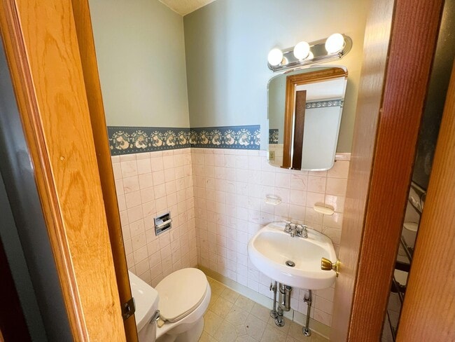 Building Photo - 468 Brunswick Ave