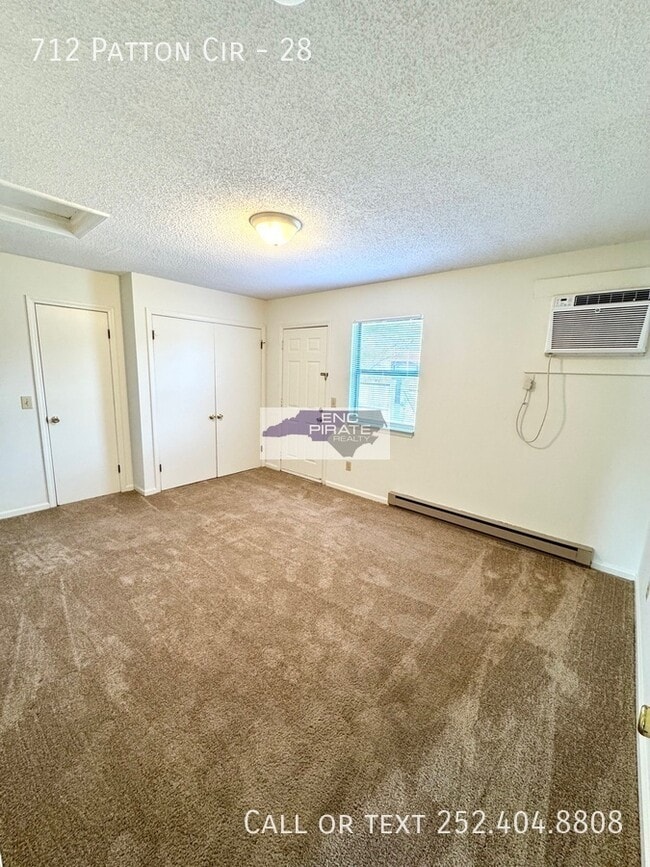 Building Photo - 712 Patton Cir
