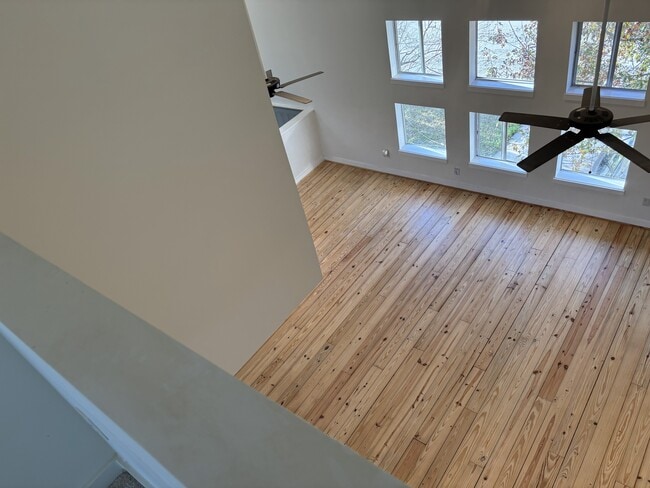 Building Photo - 2909 Albany St