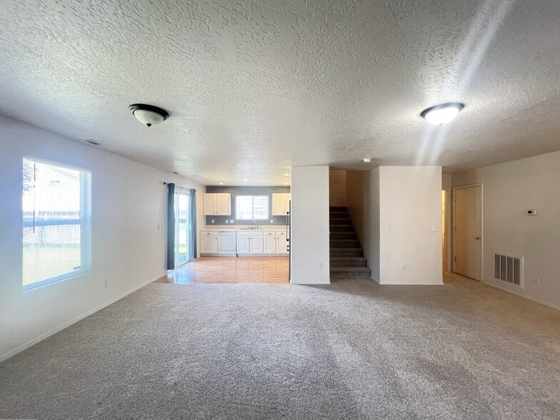 Building Photo - 9656 W Shelborne Dr