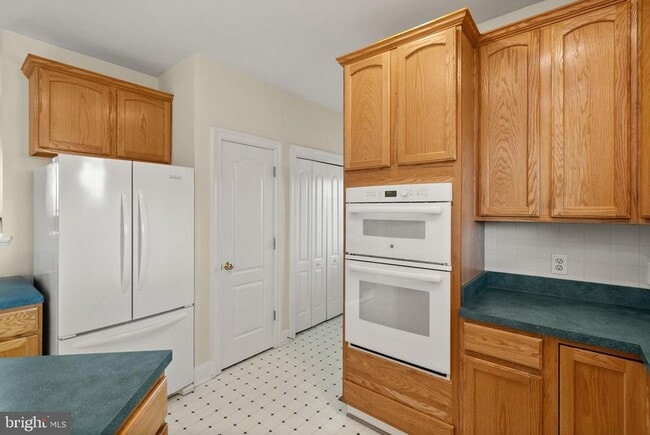 Building Photo - 943 Castle Rock Ln