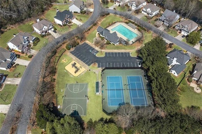 Building Photo - 12592 Waterside Dr