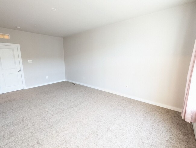 Building Photo - 1129 Lawler Dr