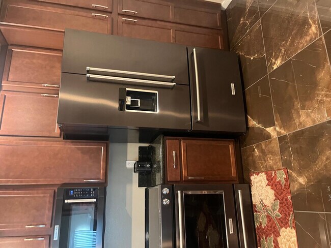 Building Photo - 2511 W Queen Creek Rd