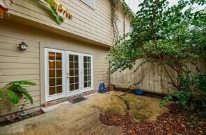 Building Photo - 939 Memorial Village Dr