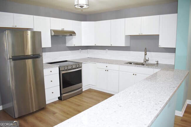 Building Photo - 3445 Anneewakee Falls Pkwy