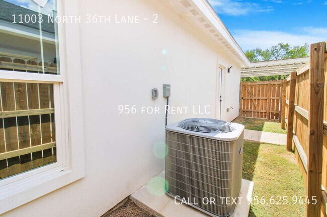Building Photo - 11003 N 36th Ln