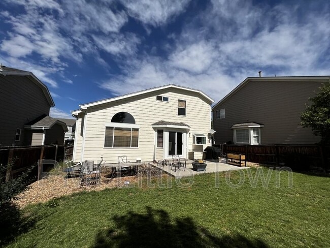 Building Photo - 5183 Creek Way