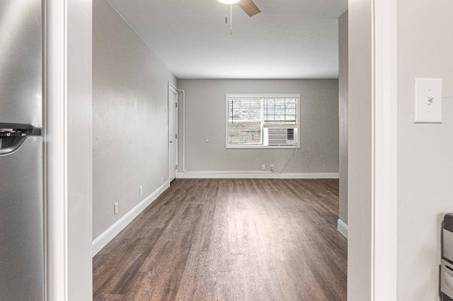 Building Photo - 4460 Old Mission Rd