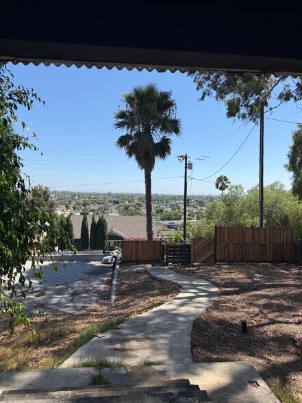 Building Photo - 16591 E Buena Vista Ave