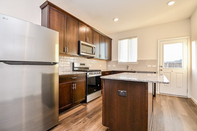 Building Photo - 17867 Baleage Ln