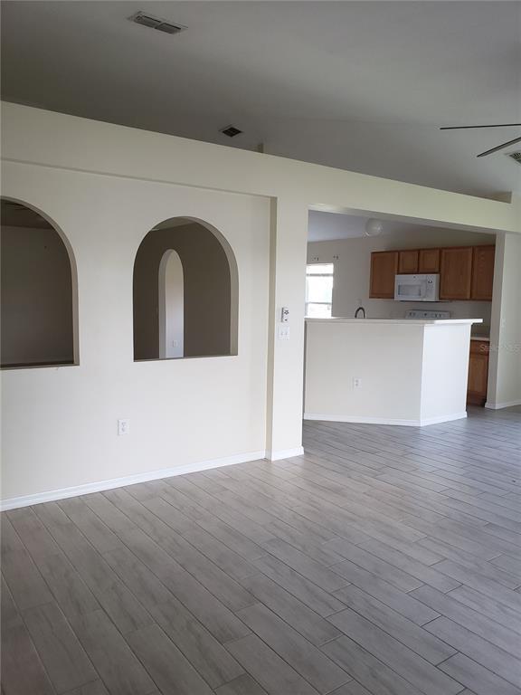 Building Photo - 2735 Suncoast Lakes Blvd