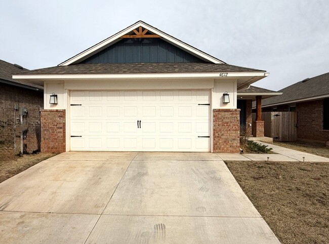 Primary Photo - 4612 Prominence Dr