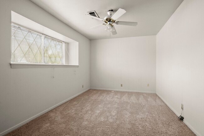 Building Photo - 1039 Marcella St