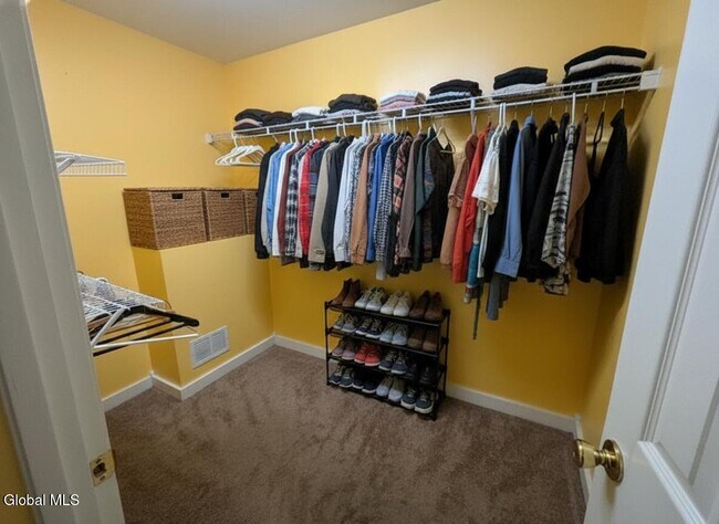 Building Photo - 603 1st St