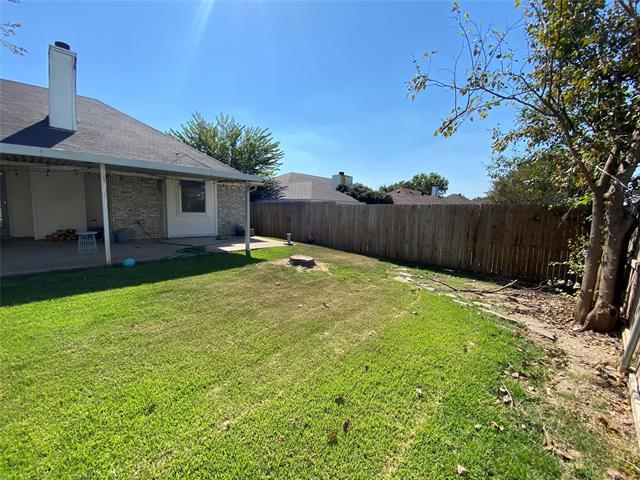 Building Photo - 5949 Sundown Dr