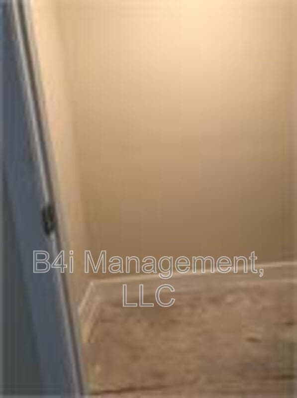 Building Photo - 1007 E Mcintosh Rd