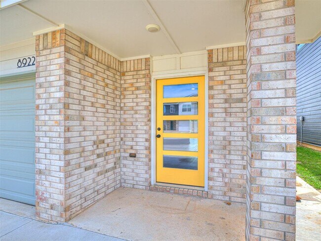 Building Photo - 8922 NW 109th Terrace