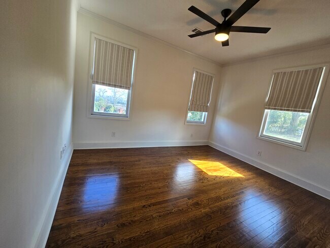 Building Photo - 1432 Heard Ave