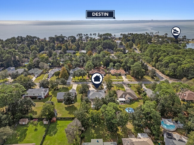 Building Photo - 114 Dana Pointe