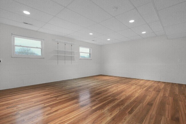 Building Photo - 1174 Obetz Rd
