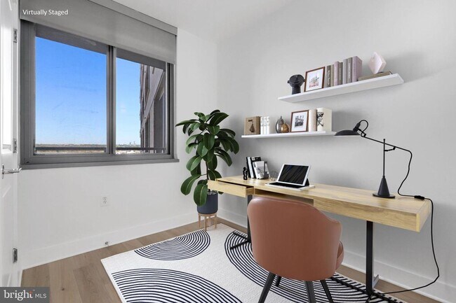 Building Photo - 2bed/1bath at The Odyssey with Garage Park...