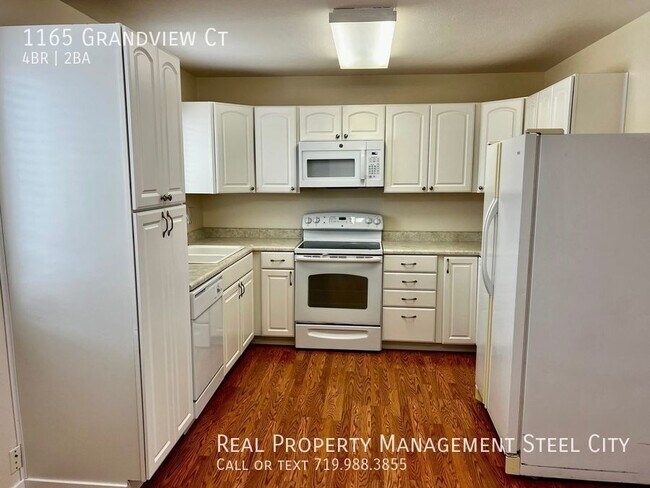 Building Photo - 1165 Grandview Ct