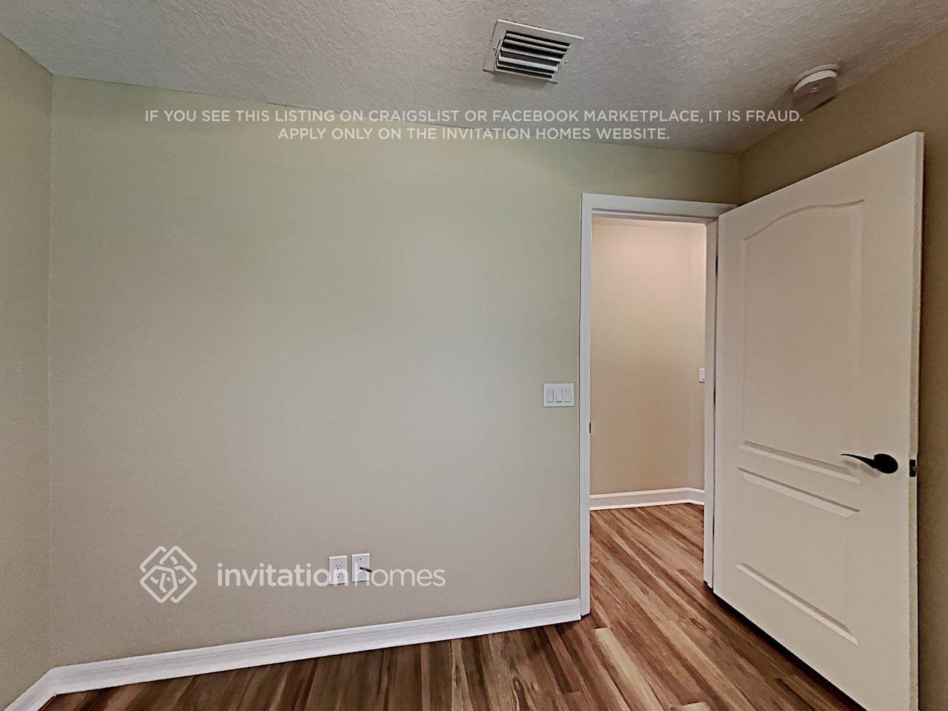 Building Photo - 1228 Foxridge Pl