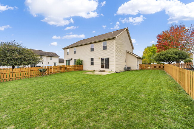 Building Photo - 1477 Stonefield Dr