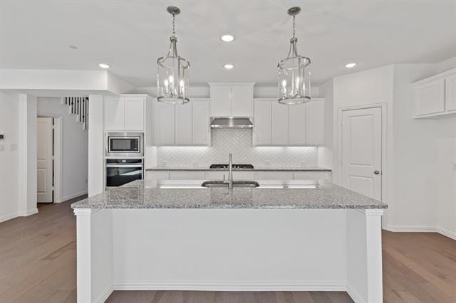 Building Photo - 621 Somerset Dr