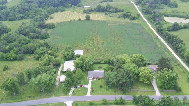 Building Photo - 16118 W Pleasant Grove Rd