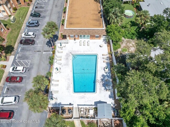 Building Photo - 12760 Indian Rocks Rd