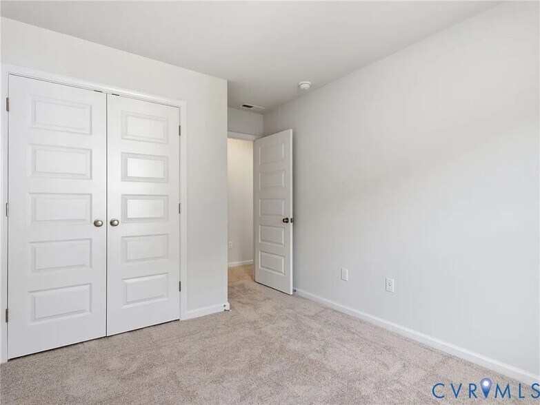 Building Photo - 13813 Riverlight Dr