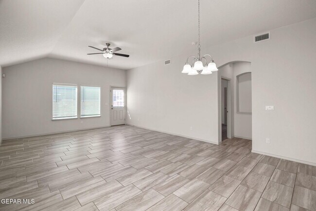 Building Photo - 13932 Sky Harbor Ave