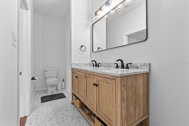 Building Photo - 309 Lebeau St