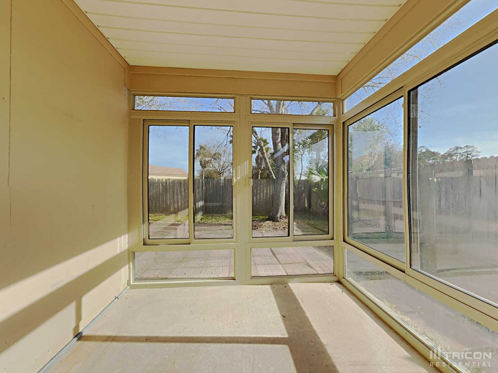 Building Photo - 3134 Wavering Ln