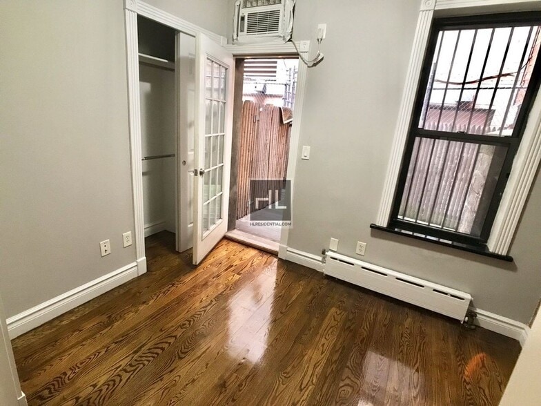 Building Photo - W 53RD ST.