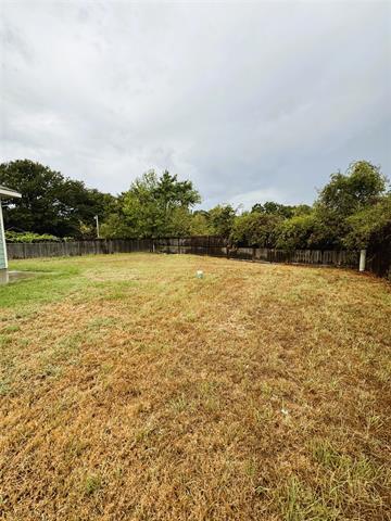 Building Photo - 212 Lasso Cir