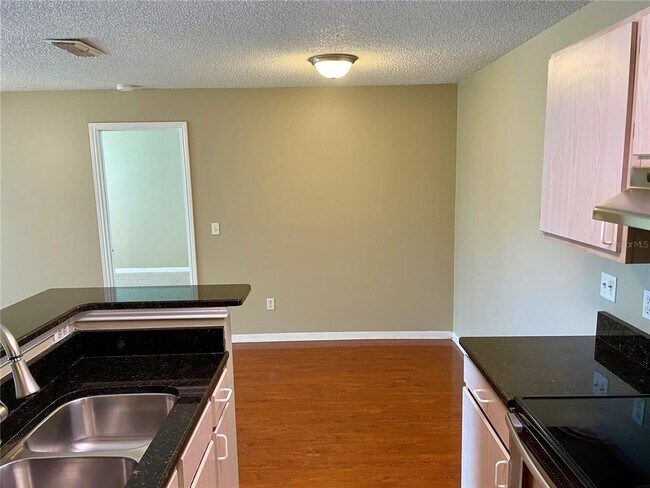 Building Photo - 717 Secret Harbor Ln