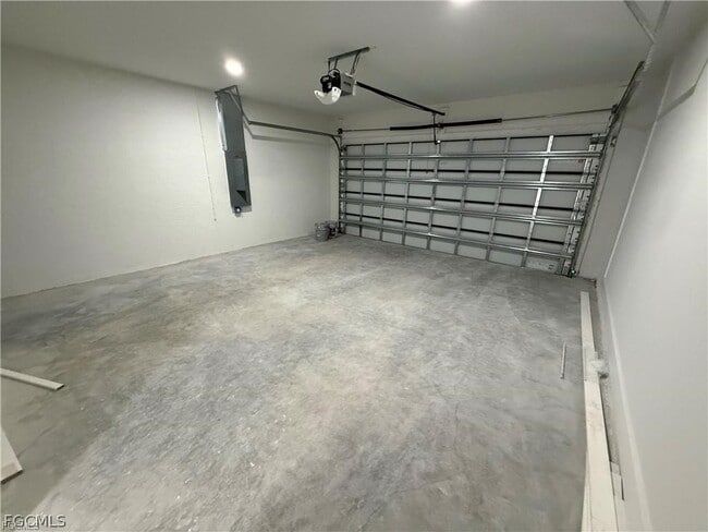 Building Photo - 4342 NW 34th Pl