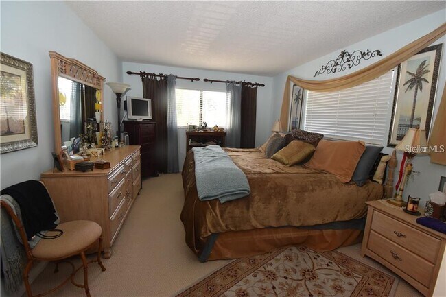 Building Photo - 5704 Baywater Dr