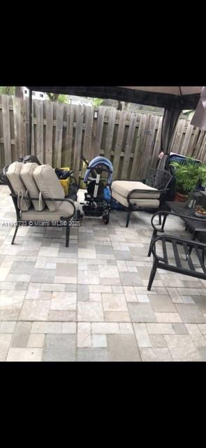 Building Photo - 9730 SW 142nd Pl