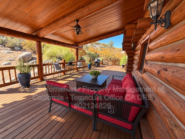 Building Photo - 60766 Table Mountain Rd