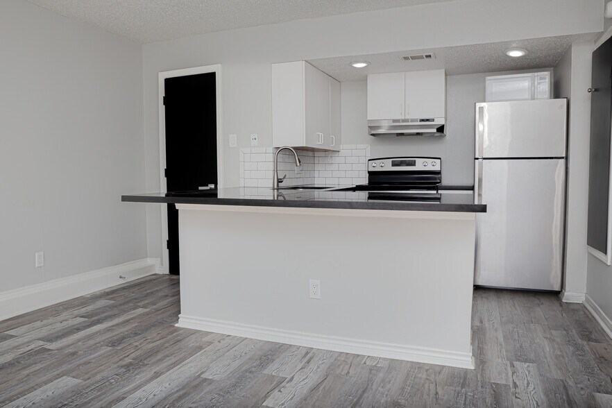 Building Photo - Merwin Square Apartments
