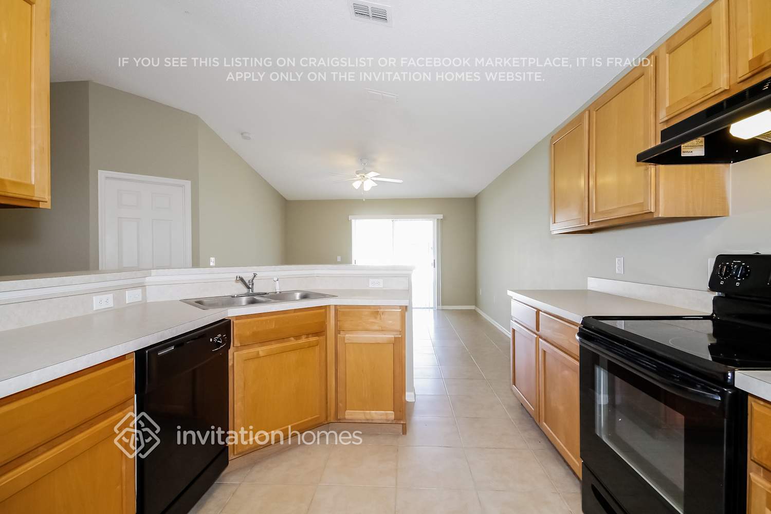 Building Photo - 24833 Mary Beth Ct