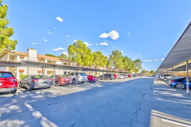 Building Photo - 6617 W Tropicana Ave
