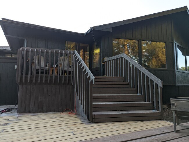 Back deck - 250 NW Sunrise Dr