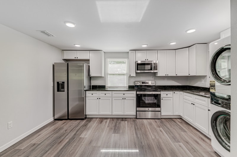 Building Photo - 2222 Peachtree St