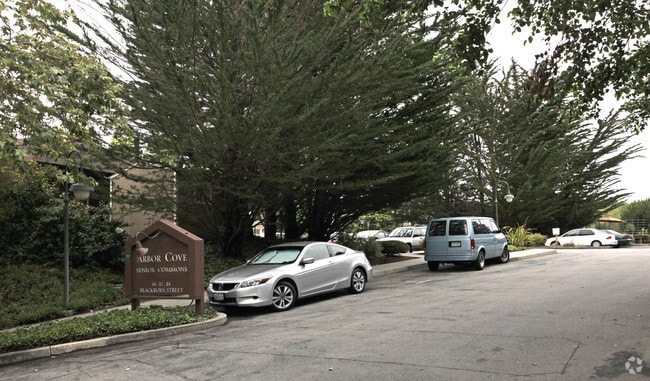 Building Photo - Arbor Cove Senior Common
